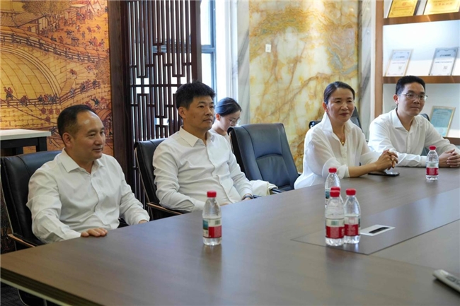 惠州市領(lǐng)導(dǎo)深入南方網(wǎng)通考察，攜手GEO源頭廠家訊靈AI共探企業(yè)出海新路徑